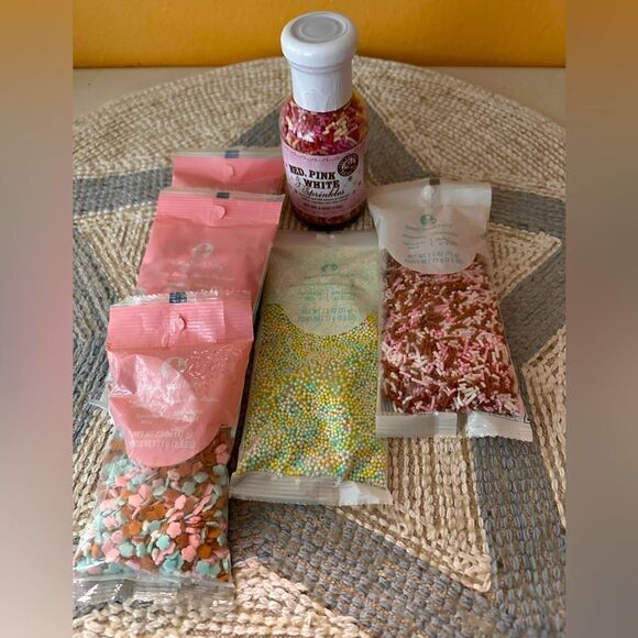 Sweet Tooth Fairy baking sprinkles - Picture 1 of 5